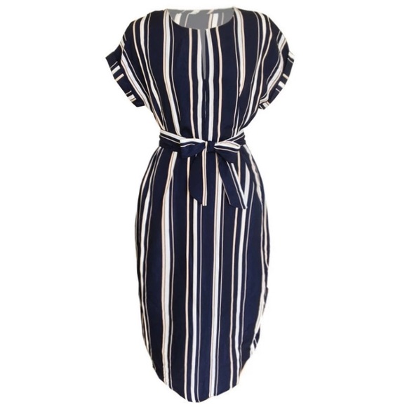 5 ⭐️ Fave!  Navy and white striped shirt dress - Picture 3 of 8